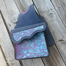 Load image into Gallery viewer, Rio Hide Horn Saddle Bags