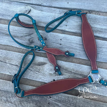 Load image into Gallery viewer, Teal Sunflower Tack Set