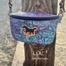 Load image into Gallery viewer, Rio Hide Fanny Pack