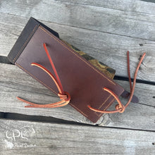 Load image into Gallery viewer, Leopard/Sunflower Print Bottle Holder