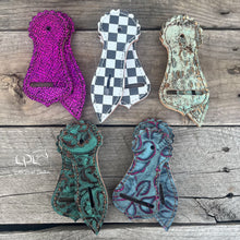 Load image into Gallery viewer, Latigo/Cinch Holders