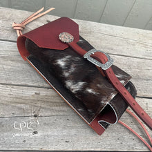 Load image into Gallery viewer, Cowhide Bottle Holder