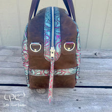Load image into Gallery viewer, Rio Hide Overnight Bag