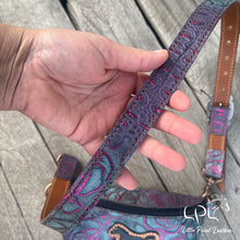 Load image into Gallery viewer, Rio Hide Fanny Pack