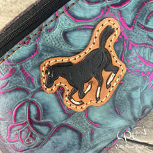 Load image into Gallery viewer, Rio Hide Fanny Pack