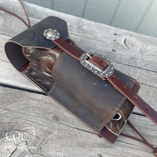 Load image into Gallery viewer, Cowhide Bottle Holder
