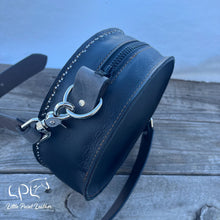 Load image into Gallery viewer, Red Moon Phase Round Bag