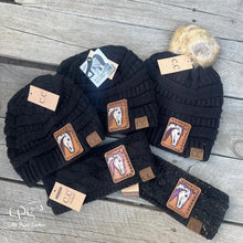 Load image into Gallery viewer, Skeleton Horse Beanie
