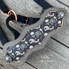 Load image into Gallery viewer, Halloween Printed Halter
