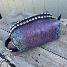 Load image into Gallery viewer, Rio Hide Dopp Bag
