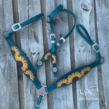 Load image into Gallery viewer, Teal Sunflower Tack Set
