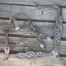 Load image into Gallery viewer, Grey Skeleton Tack Set
