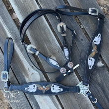 Load image into Gallery viewer, Horse Skull Tack Set
