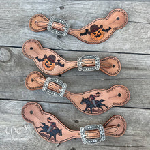 Load image into Gallery viewer, Halloween Spur Straps

