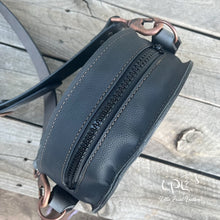 Load image into Gallery viewer, Headless Horseman Round Bag
