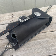 Load image into Gallery viewer, Distressed Black Bottle Holder
