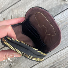 Load image into Gallery viewer, Small Checkered Sling/Crossbody Bag
