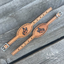 Load image into Gallery viewer, Butterfly Stirrup Hobbles
