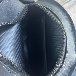 Headless Horseman Round Bag