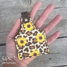 Load image into Gallery viewer, Cow Tag Keychain
