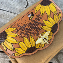 Load image into Gallery viewer, Sunflower Bumble Bee Bag
