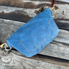 Load image into Gallery viewer, Distressed Leather Fanny Pack- Jackalope
