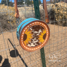 Load image into Gallery viewer, Blue Sunflower &amp; Cowhide Mini Round Bag
