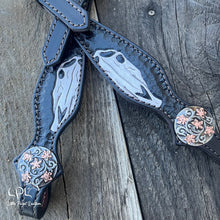 Load image into Gallery viewer, Horse Skull One Ear Headstall
