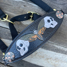 Load image into Gallery viewer, Death Moth People Skull Halter
