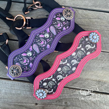 Load image into Gallery viewer, Halloween Printed Halter
