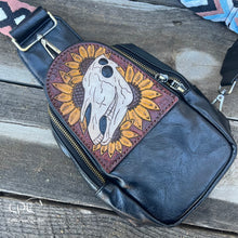 Load image into Gallery viewer, Horse Skull Sling/Crossbody Bag
