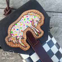 Load image into Gallery viewer, Checkered Bottle Holder with Colorful Appy
