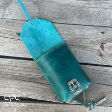 Load image into Gallery viewer, Saddle Pouch
