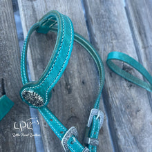 Load image into Gallery viewer, Teal Checkered Tack Set
