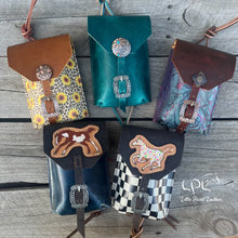 Load image into Gallery viewer, Saddle Pouch

