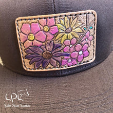 Load image into Gallery viewer, Floral Tooled Hat
