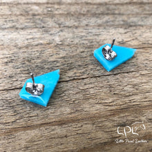 Load image into Gallery viewer, Turquoise Nevada Earrings
