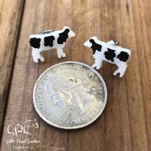 Load image into Gallery viewer, Black and White Cow Earrings
